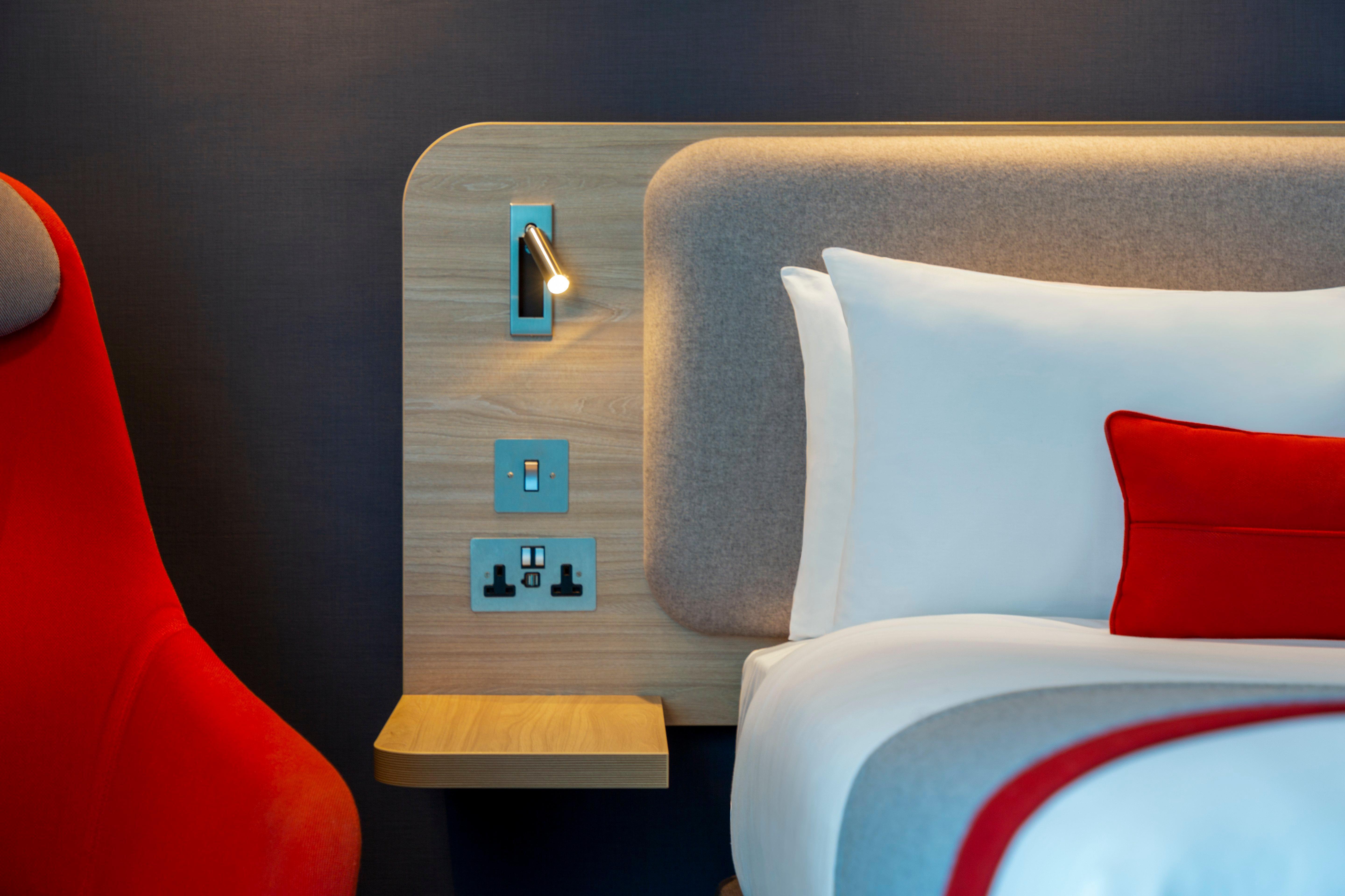 Holiday Inn Express Earls Court By Ihg Londra Esterno foto