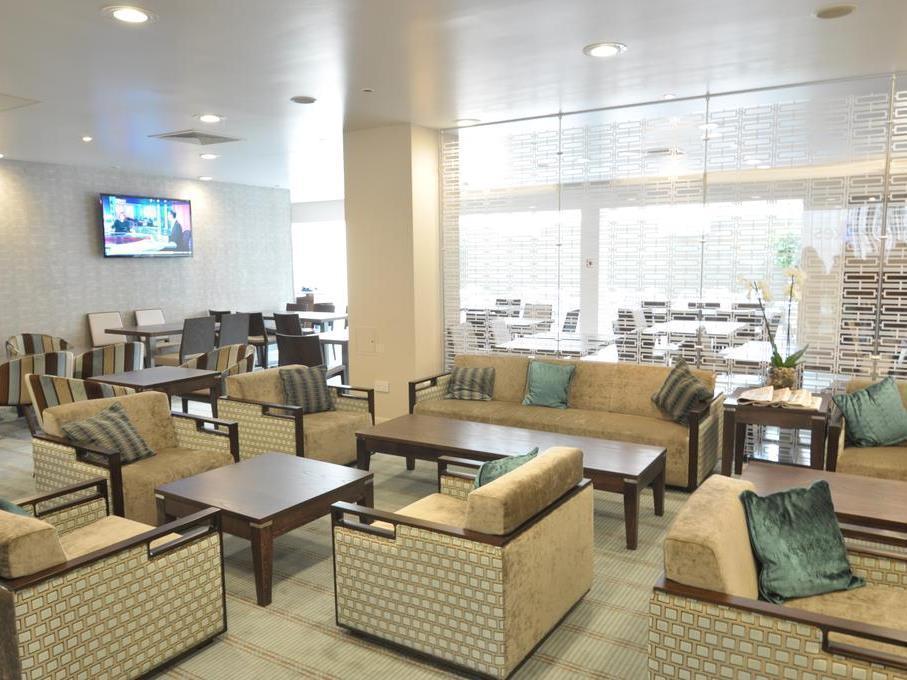 Holiday Inn Express Earls Court By Ihg Londra Esterno foto