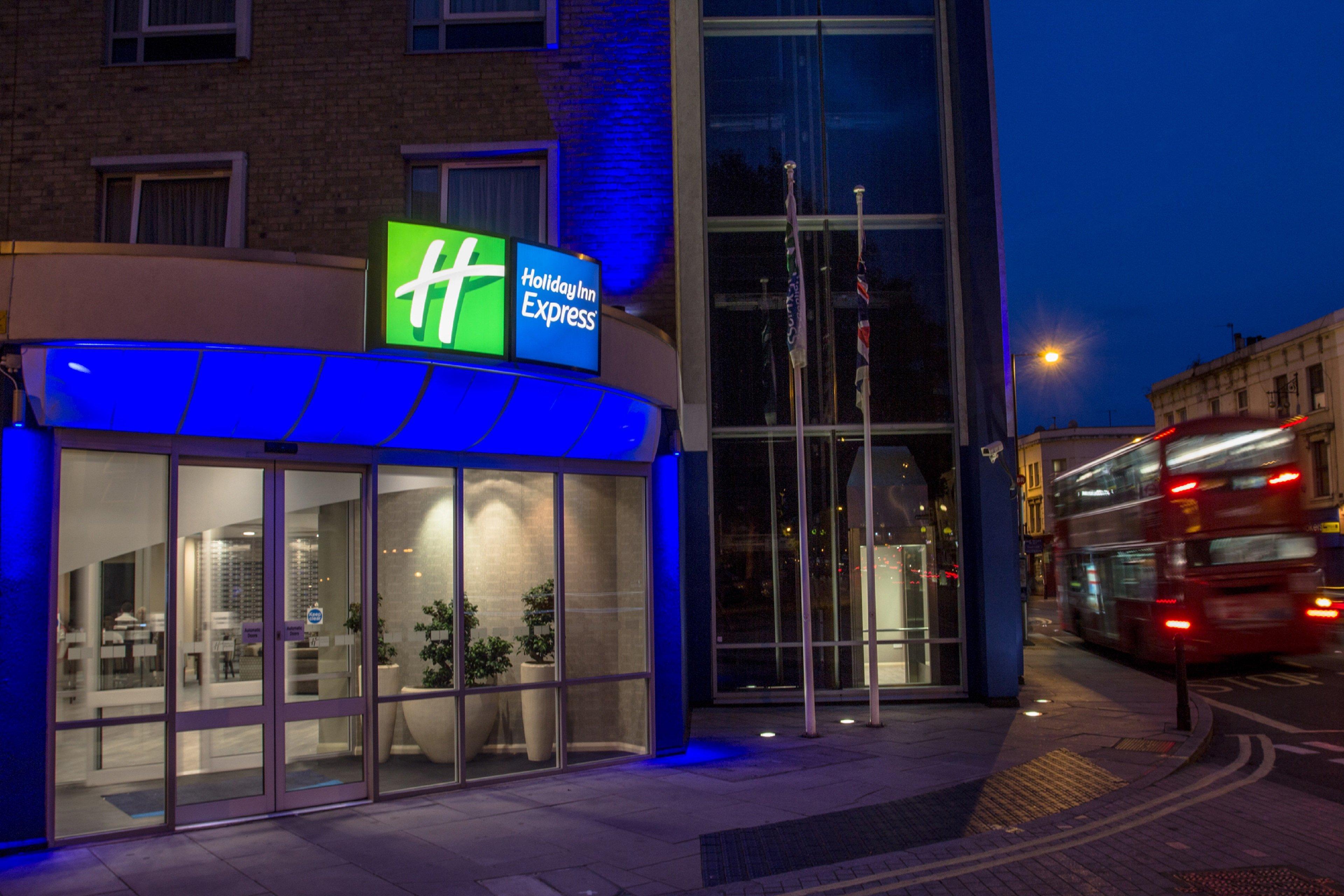 Holiday Inn Express Earls Court By Ihg Londra Esterno foto