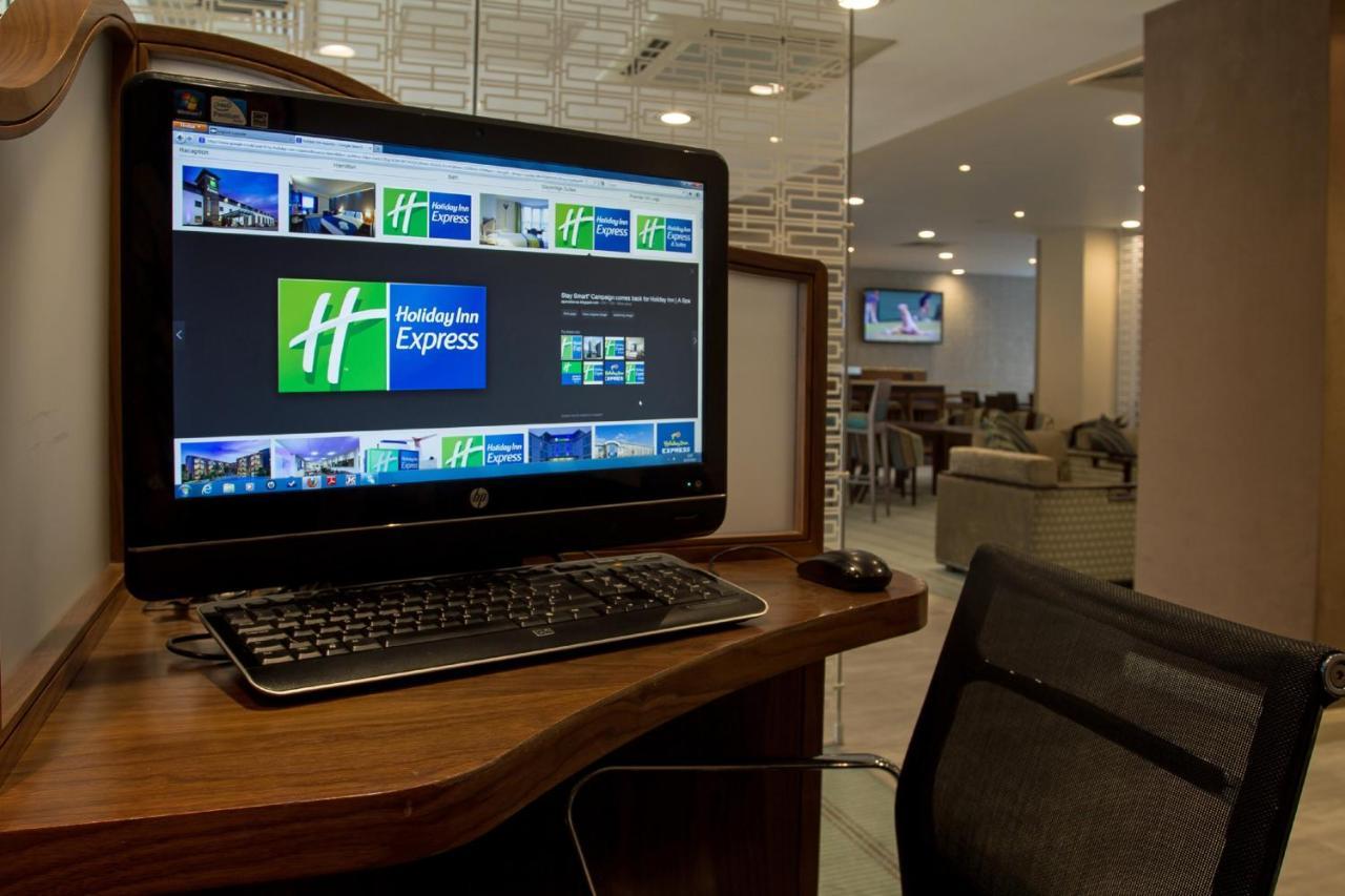 Holiday Inn Express Earls Court By Ihg Londra Esterno foto