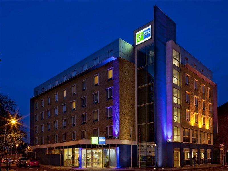 Holiday Inn Express Earls Court By Ihg Londra Esterno foto