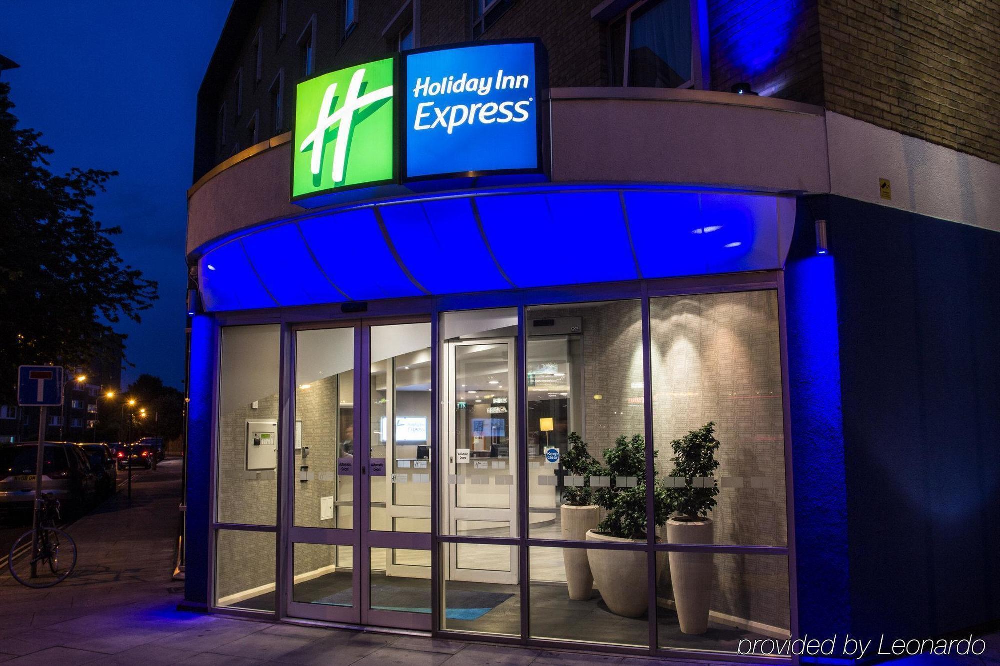 Holiday Inn Express Earls Court By Ihg Londra Esterno foto