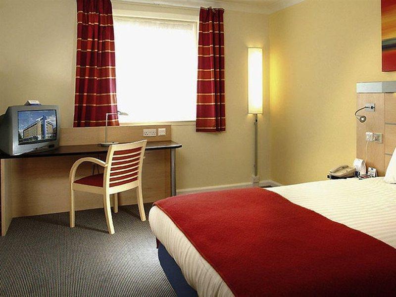 Holiday Inn Express Earls Court By Ihg Londra Esterno foto