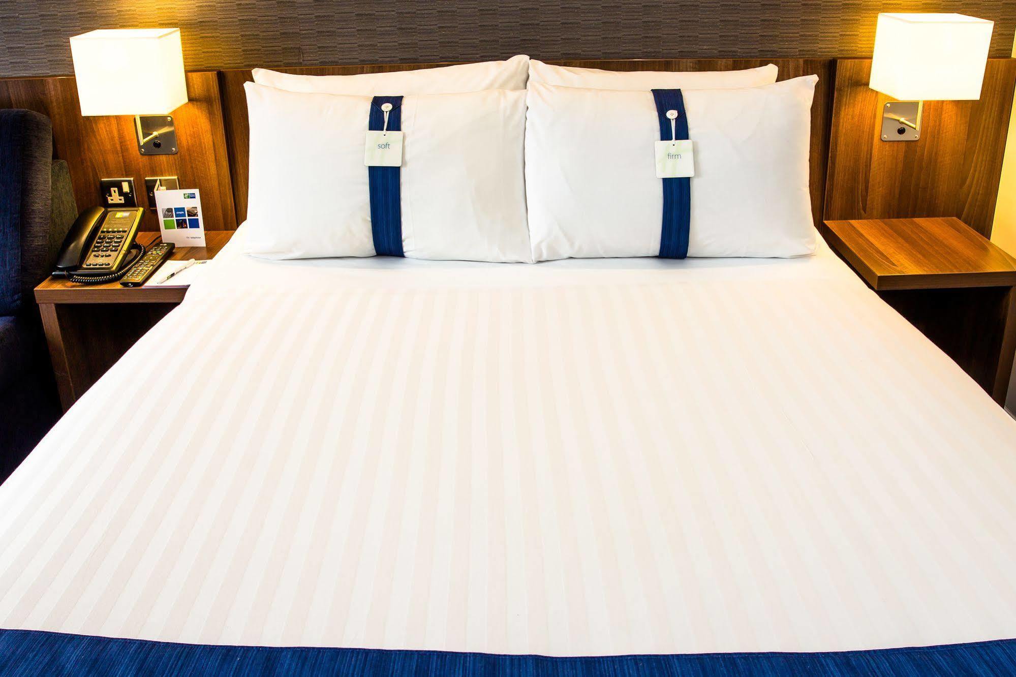 Holiday Inn Express Earls Court By Ihg Londra Esterno foto
